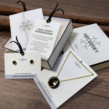 Load image into Gallery viewer, Classique Horseshoe & Chain Necklace Gold