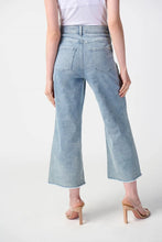 Load image into Gallery viewer, Culotte Jeans With Embellished Front Seam
