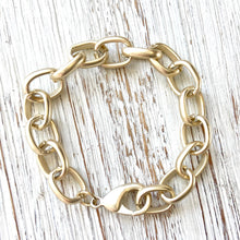 Load image into Gallery viewer, Matte gold chunky bracelet boutique salon trendy fashion spa