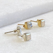 Load image into Gallery viewer, Keepsake Moonstone Stirrup Necklace - Gold