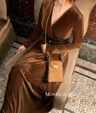 Load image into Gallery viewer, Italian Premium Suede Bee SmallBox Crossbody Bag