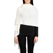 Load image into Gallery viewer, Benny - Classic cashmere blend wrap