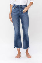 Load image into Gallery viewer, HIGH RISE RAW STEP HEM CROP FLARE JEANS F5245
