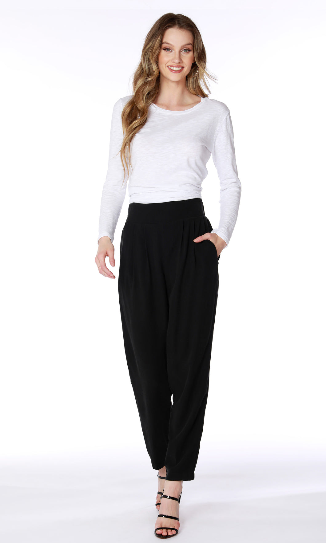 Pleated Taper Pant