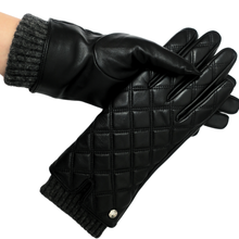 Load image into Gallery viewer, Club Rochelier Ladies Quilted Glove With Cuff
