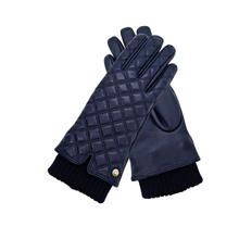 Load image into Gallery viewer, Club Rochelier Ladies Quilted Glove With Cuff
