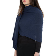 Load image into Gallery viewer, Benny - Classic cashmere blend wrap

