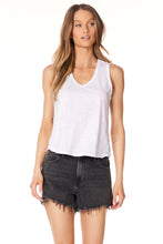 Load image into Gallery viewer, V Neck Seam Detail Tank
