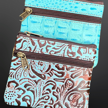 Load image into Gallery viewer, Embossed Leather Coin Purse
