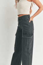 Load image into Gallery viewer, DP681N - BLK - Cargo Jean
